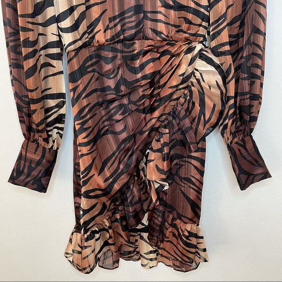 LPA x REVOLVE Deirdre Dress in Tiger Stripe - Picture 4 of 15